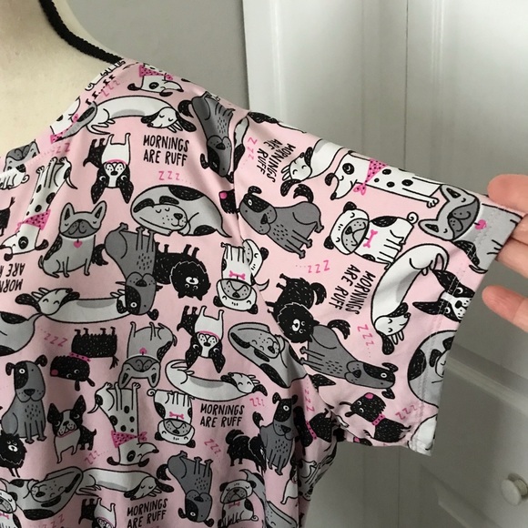 ❤️3X20 Secret Treasures Women's Pink Dogs Print Short Sleeve Top | 3X - Picture 4 of 11